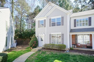 4254 Vienna Crest Dr in Raleigh, NC - Building Photo - Building Photo