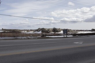 Qui Modern Towns in Markham, ON - Building Photo - Building Photo
