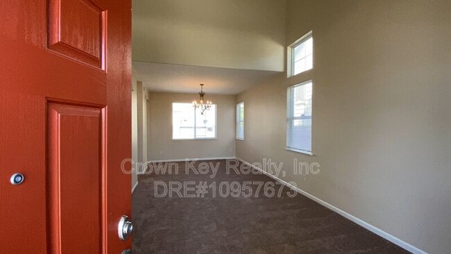 1465 Lankershire Dr in Tracy, CA - Building Photo - Building Photo