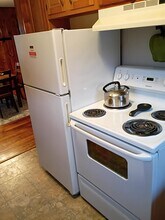 209 Walnut St in Edinboro, PA - Foto de edificio - Building Photo