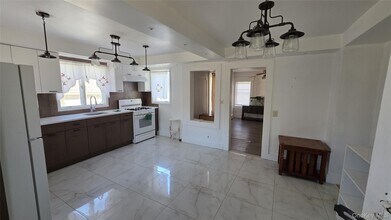 208 Glenmere Rd in Chester, NY - Building Photo - Building Photo