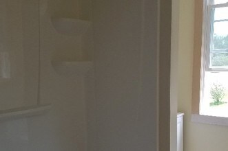 404 Jackson St, Unit 1 in Windham, CT - Building Photo - Building Photo