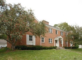 2009 Elmwood Ave in Columbus, OH - Building Photo