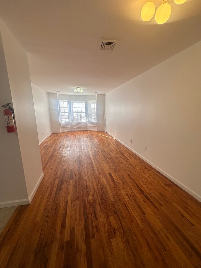 722 S 20th St, Unit 2, Unit 2