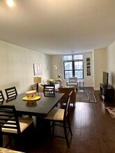 1111 25th St NW, Unit 407 in Washington, DC - Building Photo - Building Photo