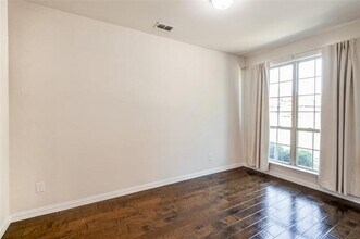 3040 Seabrook Dr in Little Elm, TX - Building Photo - Building Photo