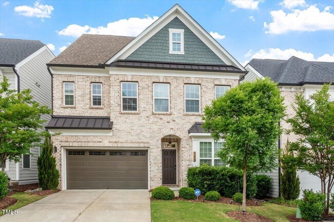 property at 113 Mazarin Ln