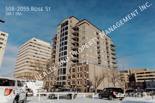 2 Bedroom 2 Bath Downtown Upscale Apartment, with parking in Regina, SK - Building Photo