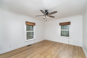 1726 Lewisburg Pike in Franklin, TN - Building Photo - Building Photo