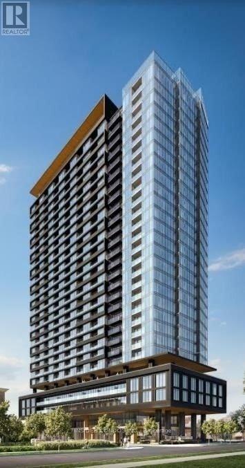 19 Western Battery Rd in Toronto, ON - Building Photo