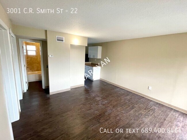 3001 C.R. Smith St, Unit 22 in Orlando, FL - Foto de edificio - Building Photo