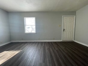 1906 E 25th St in Muncie, IN - Building Photo - Building Photo