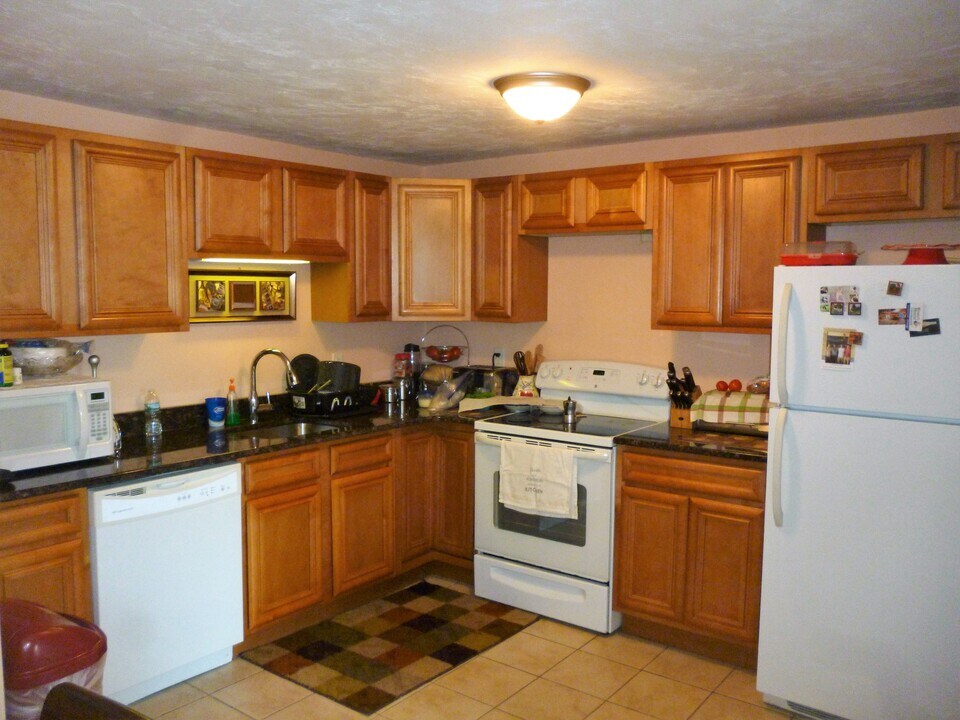 807 Franklin St in Worcester, MA - Foto de edificio