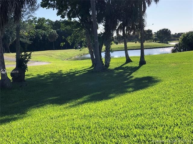 3340 Pinewalk Dr N-Unit -1512 in Margate, FL - Building Photo