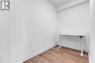 2782 Barton St E in Hamilton, ON - Building Photo - Building Photo