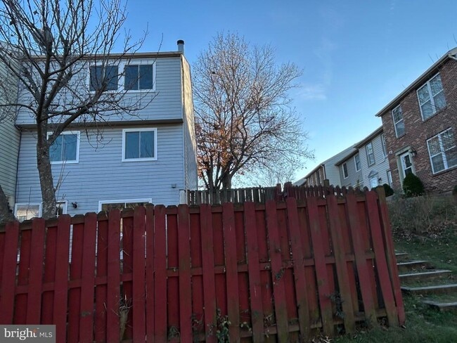 6363 Generals Ct in Centreville, VA - Building Photo - Building Photo