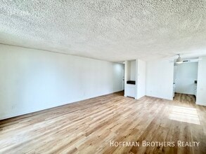 1000 N Doheny Dr, Unit 106 in West Hollywood, CA - Foto de edificio - Building Photo