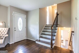 2439 Parkland Dr in Decatur, GA - Building Photo - Building Photo