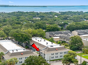 5221 Bayshore Blvd, Unit #33 in Tampa, FL - Building Photo - Building Photo