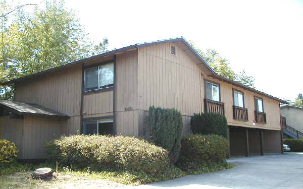 6431 Montecito Blvd in Santa Rosa, CA - Building Photo - Building Photo