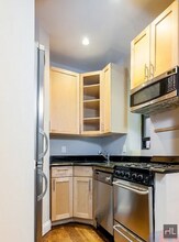 E 25TH ST. in New York, NY - Foto de edificio - Building Photo