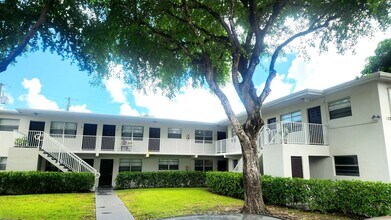 Noor 60 Units in Pompano Beach, FL - Foto de edificio - Building Photo