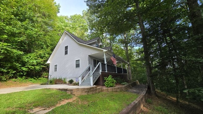 property at 370 Garland Ashe Rd