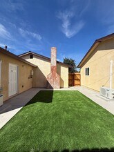 1215 Mira Flores Dr in Santa Maria, CA - Building Photo - Building Photo