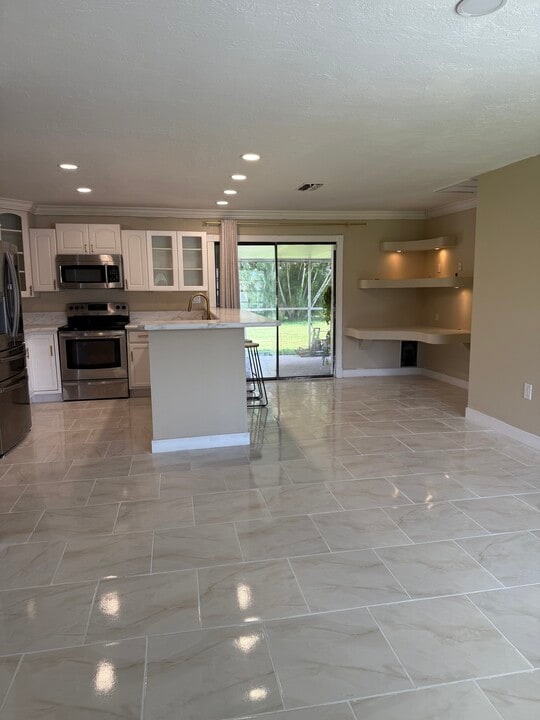 13326 1st St, Unit 13326 in Ft. Myers, FL - Building Photo