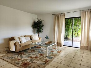 12621 Westhampton Cir-Unit -D201 in Wellington, FL - Building Photo - Building Photo