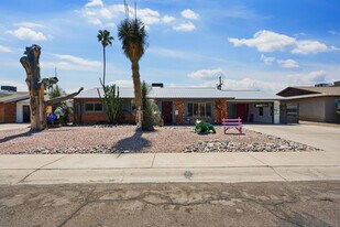 8639 E Virginia Ave in Scottsdale, AZ - Building Photo