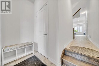 26 Roywood St in Kitchener, ON - Building Photo - Building Photo