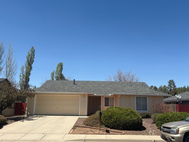 property at 6886 E Eagle Crest Dr