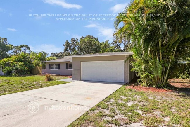 property at 3944 Porpoise Dr SE