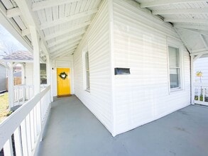 1551 English in Indianapolis, IN - Building Photo - Building Photo