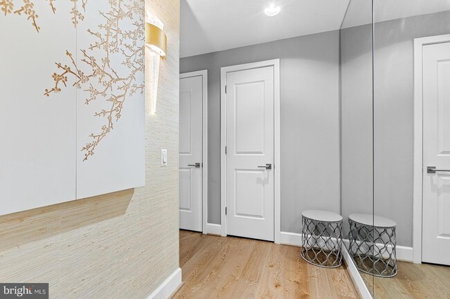 7171 Woodmont Ave, Unit 206 in Bethesda, MD - Building Photo - Building Photo