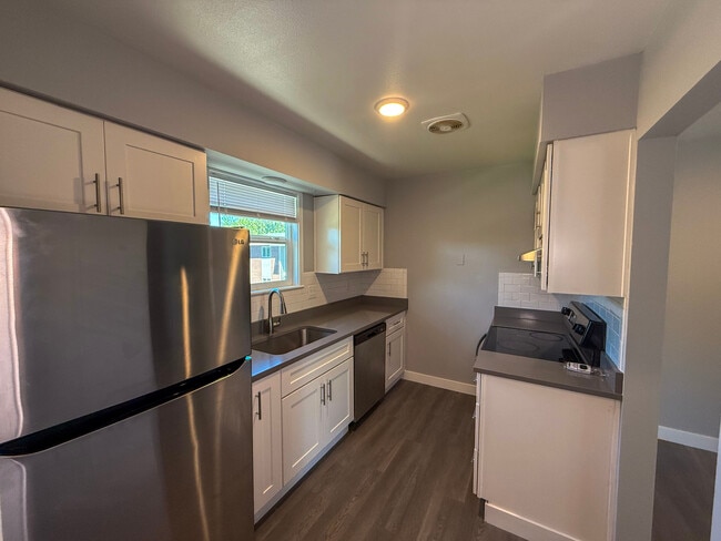 Standard Street Oasis Apartments