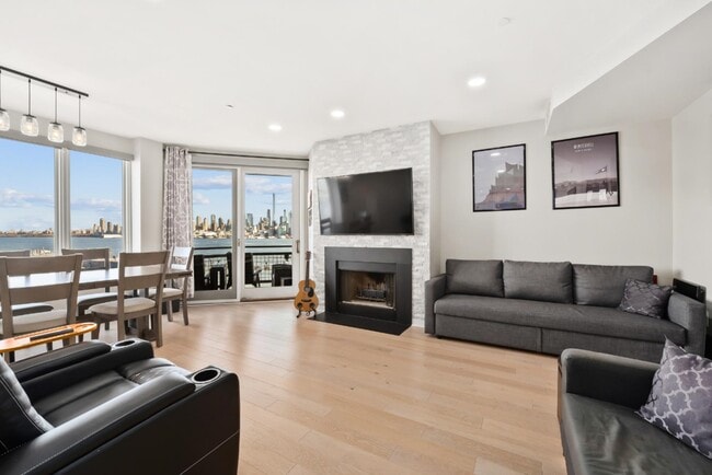 property at 600 Harbor Blvd