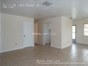 4111 SE 18th Pl-Unit -A in Cape Coral, FL - Building Photo - Building Photo