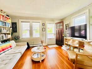 3 Park Ln in Darien, CT - Building Photo - Building Photo
