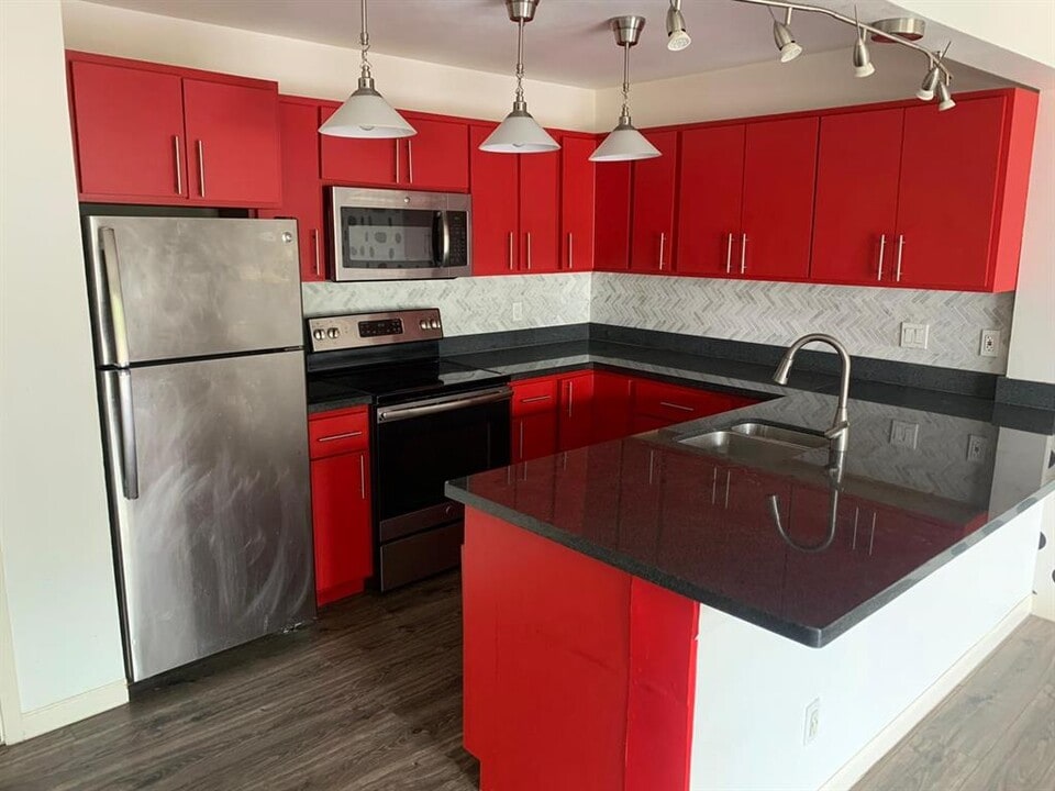 2818 S Bartell Dr Photo