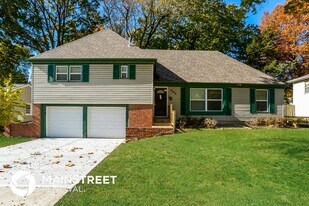 9108 Switzer St in Overland Park, KS - Building Photo