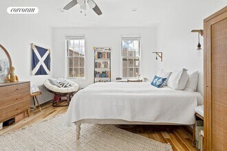 117 Roebling St in Brooklyn, NY - Building Photo - Building Photo