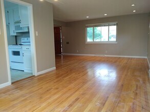 5733 E Iowa Ave in Denver, CO - Building Photo - Building Photo