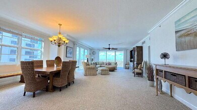 1425 Ocean Shore Blvd in Ormond Beach, FL - Building Photo - Building Photo