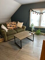 1621-1623 Hyde Ave, Unit 1621 in La crosse, WI - Building Photo