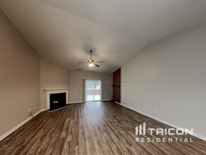 909 Wild Lilac Ct in Zebulon, NC - Building Photo - Building Photo