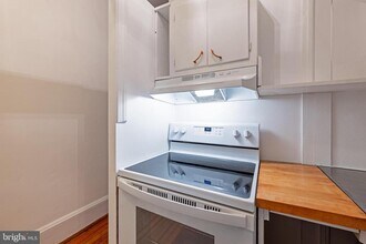 2908 Q St NW in Washington, DC - Building Photo - Building Photo