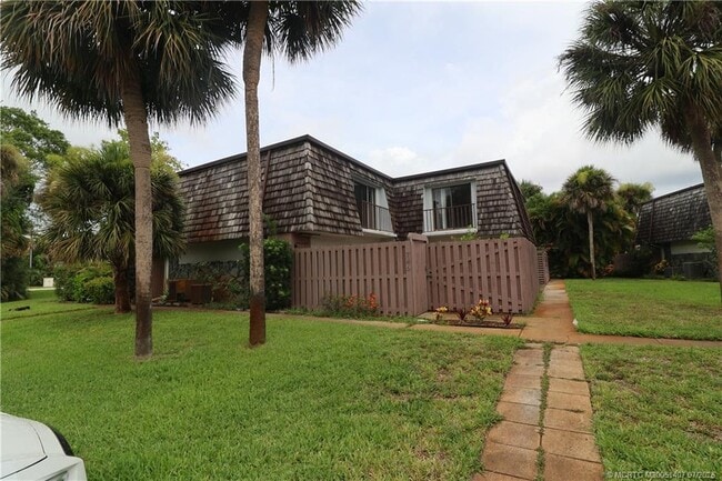 746 NW 10th Terrace