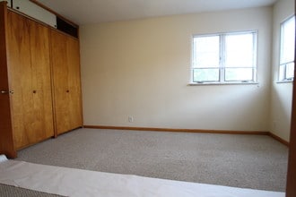 The Village in North Canton, OH - Building Photo - Building Photo